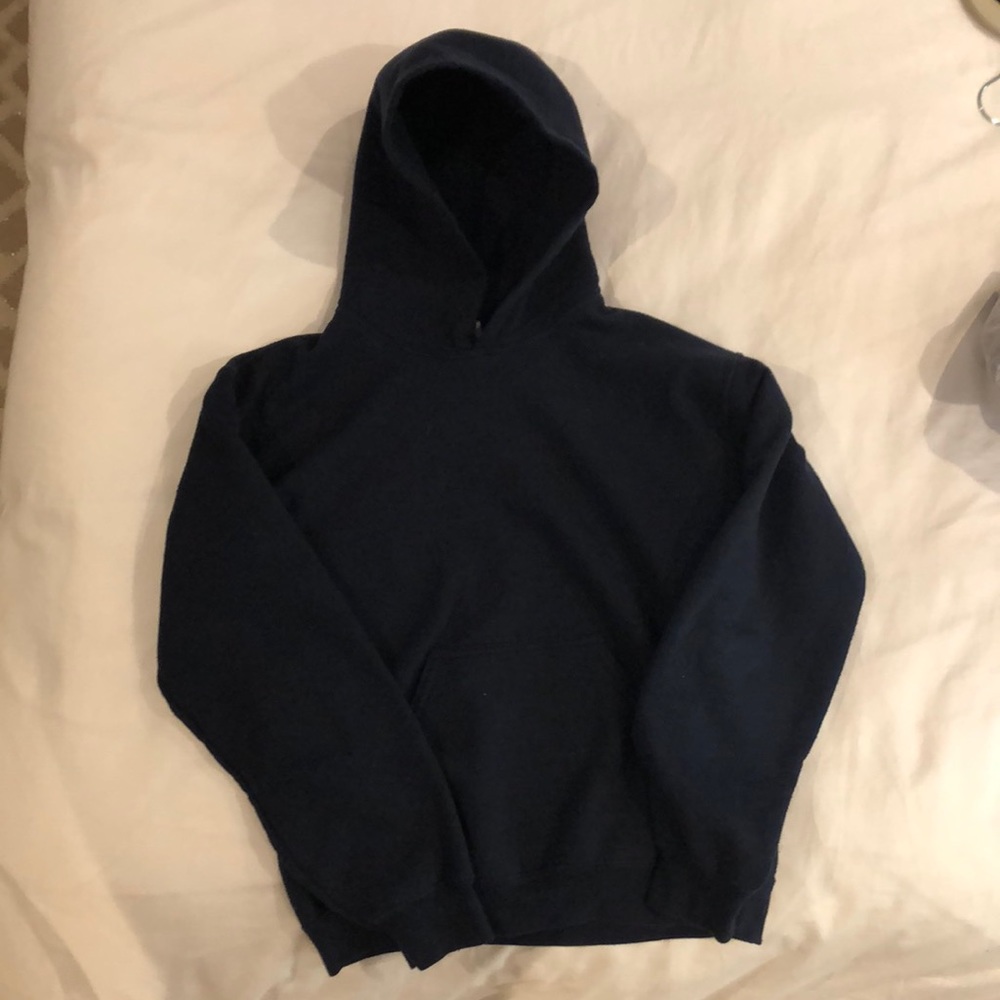 Plain Navy Gildan Sweatshirt